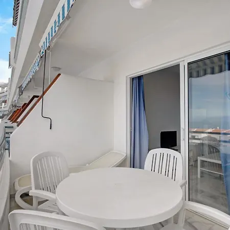 Club Atlantis 223 * Адехе